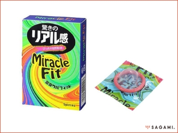 Bao cao su Sagami Miracle Fit (Hộp 5 cái)